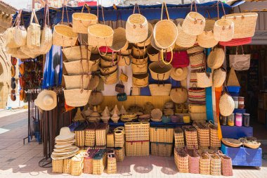  torbaları üzerinde semt pazarı