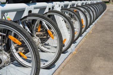  Bisiklet Bisiklet yol üzerinde