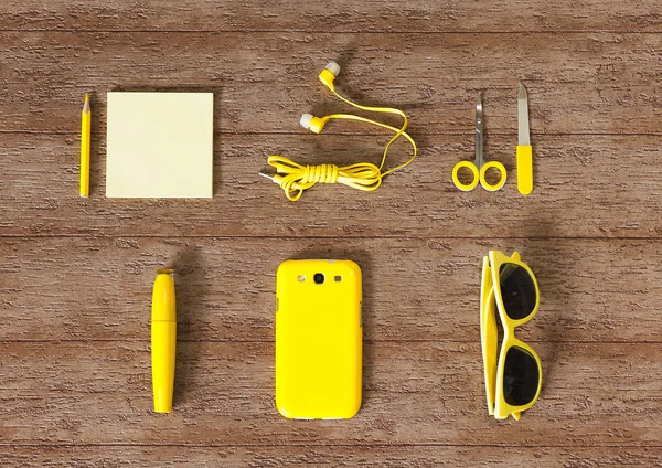 Kit amarillo de objeto aleatorio — Foto de Stock