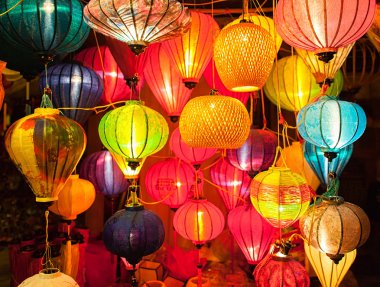 Hoi geleneksel lambaları bir