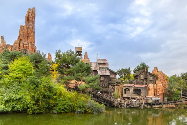 Büyük gök gürültüsü dağ, Disneyland