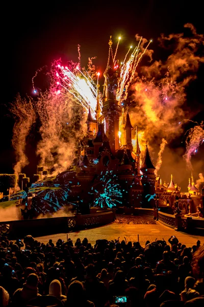 Fogos diários na Disneylândia de Paris — Fotografia de Stock
