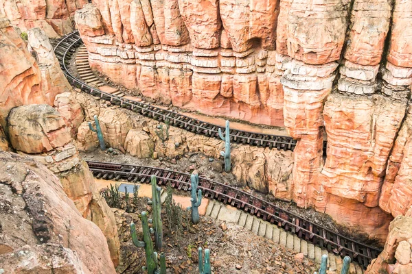 Bagian dari kereta api di atraksi roller coaster Stok Foto