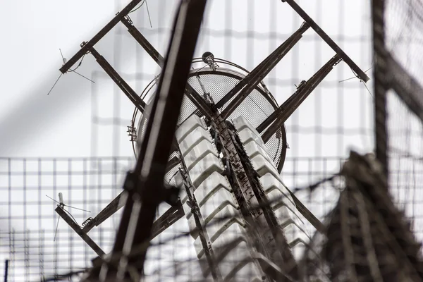 Eyfel Kulesi'nin tepesinde Görünümü Kapat