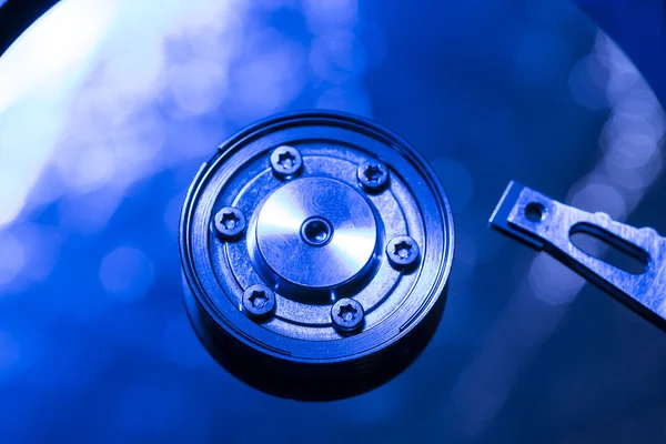 Imagem abstrata da placa de disco rígido com cor azul — Fotografia de Stock