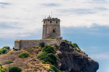 Nora, Sardegna bir eski kule