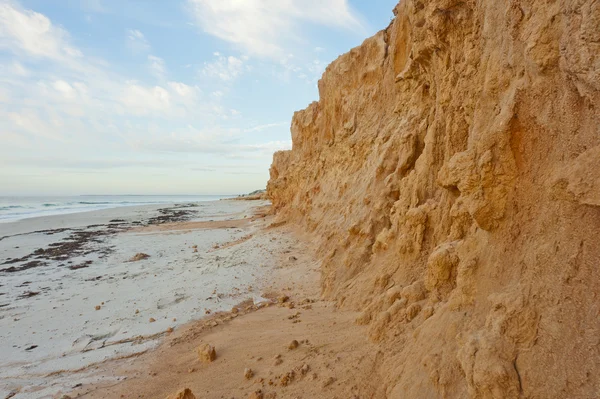 Erosión severa de la playa — Foto de Stock