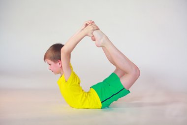 dhanurasana yoga çocuklar