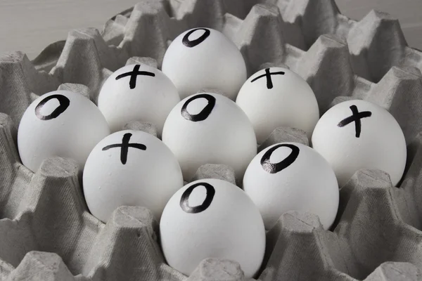 Drawing on eggs - tic-tac-toe game