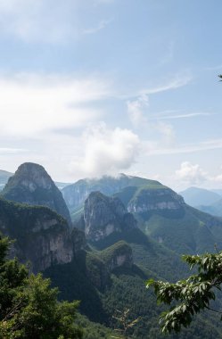 Dağların güzel manzarası