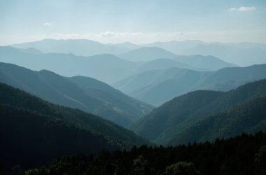 Dağların güzel manzarası