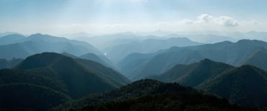 Dağların güzel manzarası