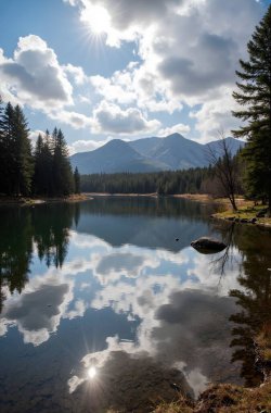 Dağlardaki güzel göl