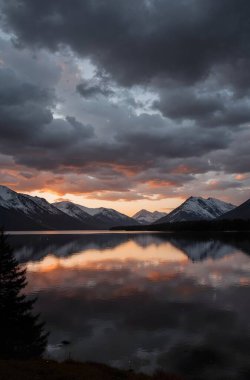 Dağların güzel manzarası