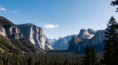 Dağların güzel manzarası