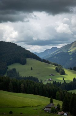 Dağlı güzel bir manzara.