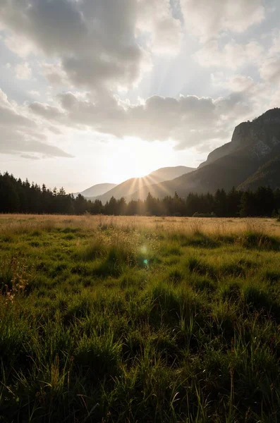Dağda gün batımı