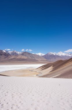 İsrail 'in kuzeyindeki Negev Çölü' nün güzel manzarası