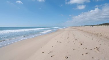 sahilde kum tepeleri