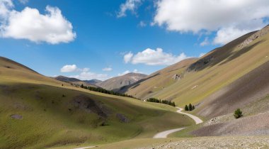 Dağların güzel manzarası
