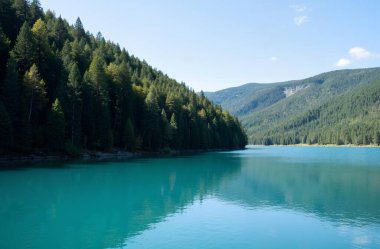 Göl Dağları ile güzel manzara