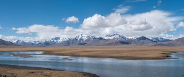 İsrail 'in kuzeyindeki dağların güzel manzarası