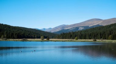 Göl Dağları ile güzel manzara