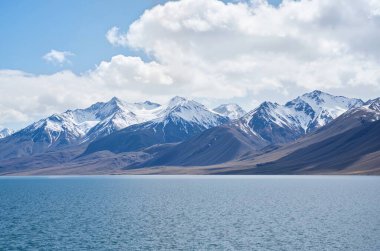 Dağların güzel manzarası