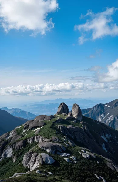 Güzel dağ manzarası. Doğa, seyahat