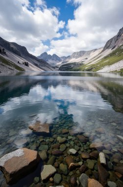 Dağların güzel manzarası