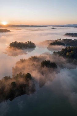 Dinyeper nehrinde gün doğumu. hava görünümü.