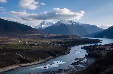 Dağların güzel manzarası
