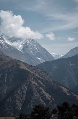 İsrail 'in kuzeyindeki dağların güzel manzarası
