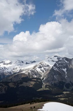 Dağların güzel manzarası