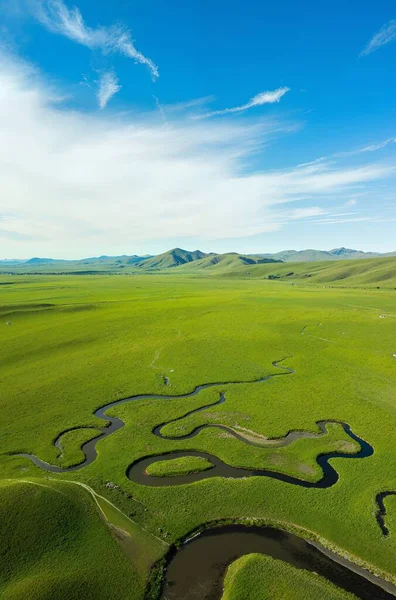 Gölün güzel manzarası