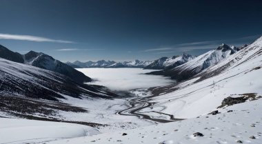Dağların güzel manzarası