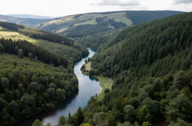 Dağların güzel manzarası