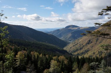 Dağların güzel manzarası
