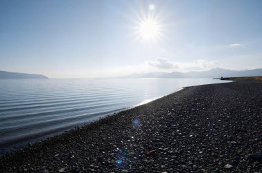 Sahilde güzel bir gün batımı