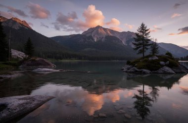 Dağlarda güzel bir gün batımı