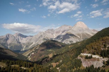 dağ aralığında görünüm