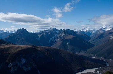 Dağların güzel manzarası
