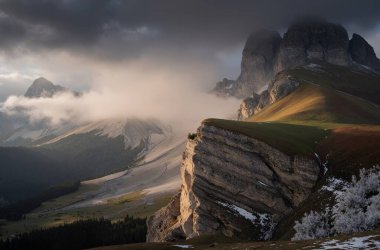 Dağların güzel manzarası