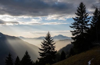 Dağlarda gün batımı