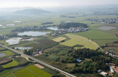 Dağların köyünün havadan görünüşü