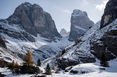 Dağların güzel manzarası