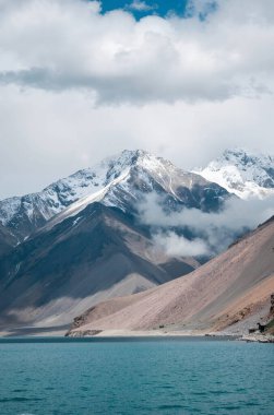Dağların güzel manzarası