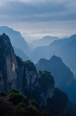 Dağların güzel manzarası