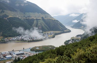 Dağların güzel manzarası