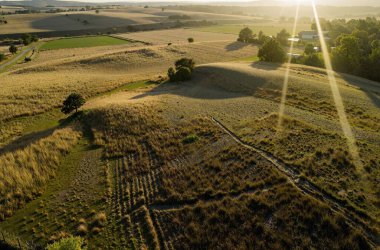 İsrail 'in kuzeyindeki güzel bir manzaranın havadan görünüşü.